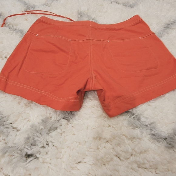 Nike shorts - Picture 2 of 9